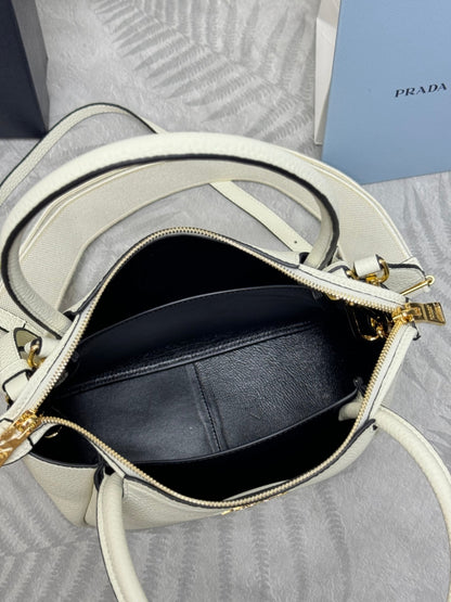 Prada Small Bag 23cm White Grain Leather GHW