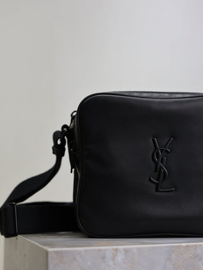Prada Niki Camera Bag 19.5cm Black Lamskin HW
